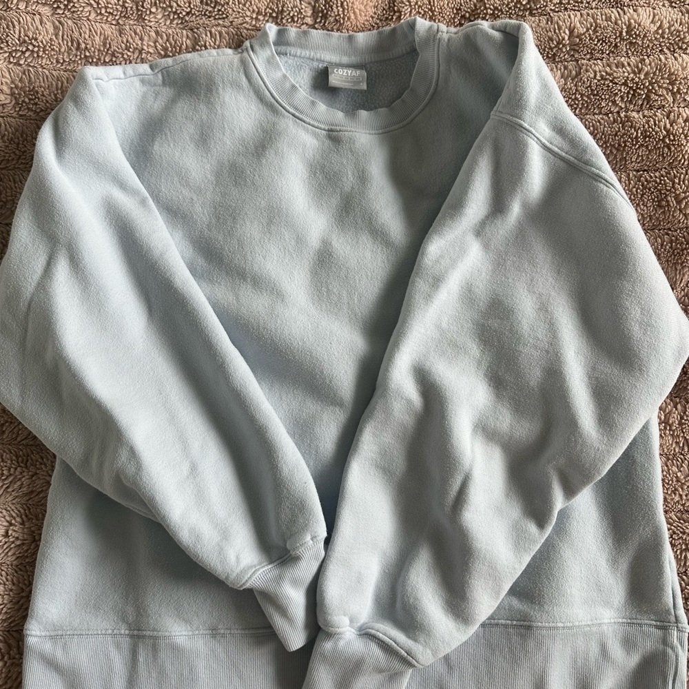ARITZIA cozy af crewneck
